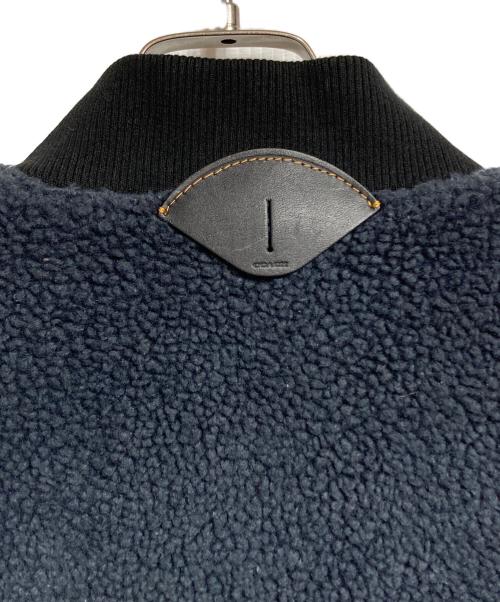 COACH（コーチ）COACH (コーチ) フリースボンバージャケット ネイビー サイズ:46の古着・服飾アイテム