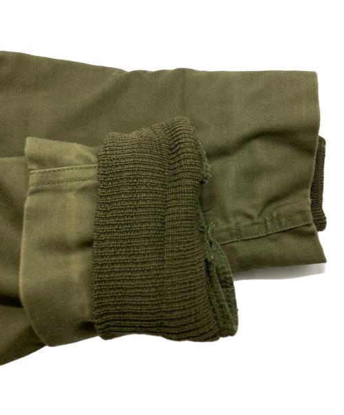 US ARMY（ユーエスアーミー）US ARMY (ユーエスアーミー) A-2 デッキジャケット カーキ サイズ:MEDIUM(38-40)の古着・服飾アイテム