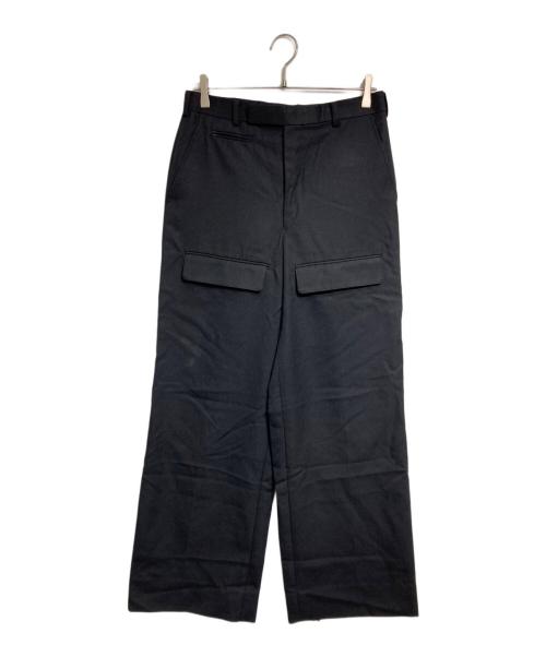 JOHN LAWRENCE SULLIVAN（ジョン ローレンス サリバン）JOHN LAWRENCE SULLIVAN (ジョン ローレンス サリバン) WOOL GABARDINE FRONT POCKET WIDE TROUSERS/ールギャバジン フロントポケット ワイドトラウザーズ ブラック サイズ:46の古着・服飾アイテム