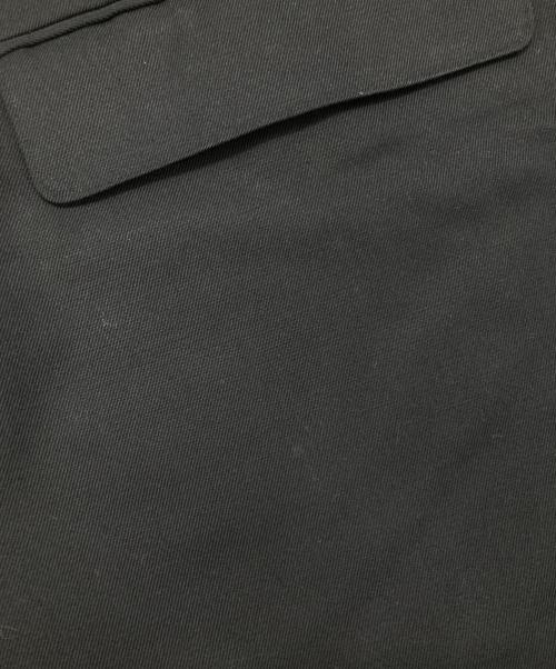 JOHN LAWRENCE SULLIVAN（ジョン ローレンス サリバン）JOHN LAWRENCE SULLIVAN (ジョン ローレンス サリバン) WOOL GABARDINE FRONT POCKET WIDE TROUSERS/ールギャバジン フロントポケット ワイドトラウザーズ ブラック サイズ:46の古着・服飾アイテム