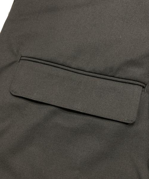 JOHN LAWRENCE SULLIVAN（ジョン ローレンス サリバン）JOHN LAWRENCE SULLIVAN (ジョン ローレンス サリバン) WOOL GABARDINE FRONT POCKET WIDE TROUSERS/ールギャバジン フロントポケット ワイドトラウザーズ ブラック サイズ:46の古着・服飾アイテム