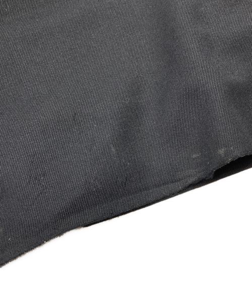 JOHN LAWRENCE SULLIVAN（ジョン ローレンス サリバン）JOHN LAWRENCE SULLIVAN (ジョン ローレンス サリバン) WOOL GABARDINE FRONT POCKET WIDE TROUSERS/ールギャバジン フロントポケット ワイドトラウザーズ ブラック サイズ:46の古着・服飾アイテム