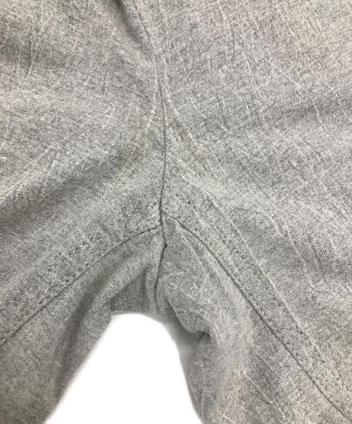 ISSEY MIYAKE MEN（イッセイミヤケメン）ISSEY MIYAKE MEN (イッセイミヤケメン) シワ加工テーラードジャケット グレー サイズ:Mの古着・服飾アイテム