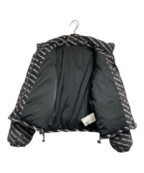 ALEXANDER WANG（アレキサンダー・ワン）ALEXANDER WANG (アレキサンダー・ワン) デニムロゴダウンジャケット ブラック サイズ:ＸＳの古着・服飾アイテム