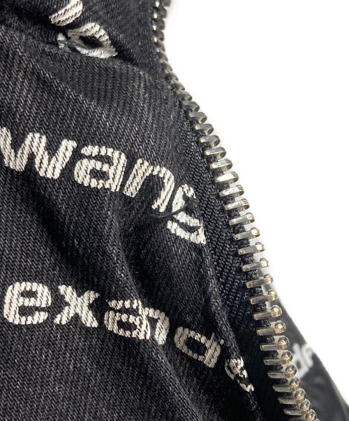 ALEXANDER WANG（アレキサンダー・ワン）ALEXANDER WANG (アレキサンダー・ワン) デニムロゴダウンジャケット ブラック サイズ:ＸＳの古着・服飾アイテム