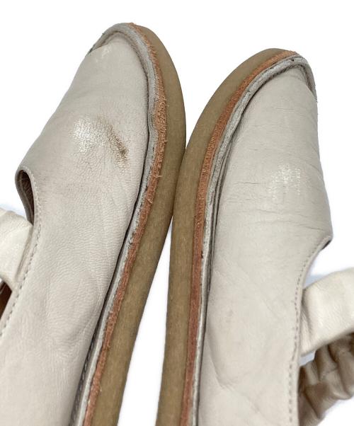 HENDER SCHEME（エンダースキーマ）HENDER SCHEME (エンダースキーマ) spearレザーバレエシューズ ベージュ サイズ:2の古着・服飾アイテム