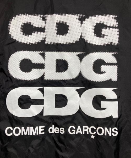 CDG（シーディージー）CDG (シーディージー) バックプリントコーチジャケット ブラック サイズ:Mの古着・服飾アイテム