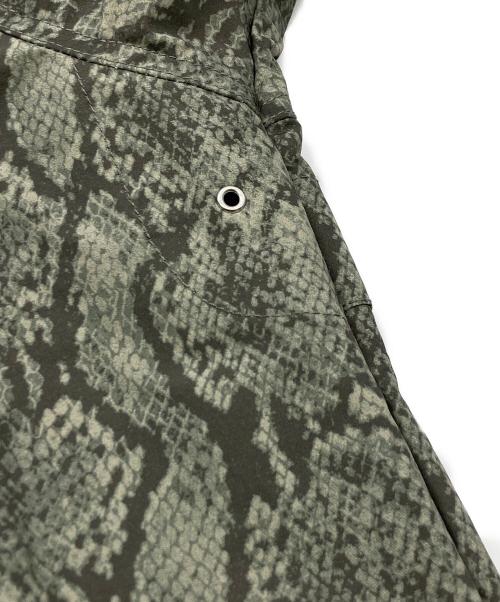 stussy（ステューシー）stussy (ステューシー) BEACH SHELL SNAKE PRINT NYLON グレー サイズ:Lの古着・服飾アイテム