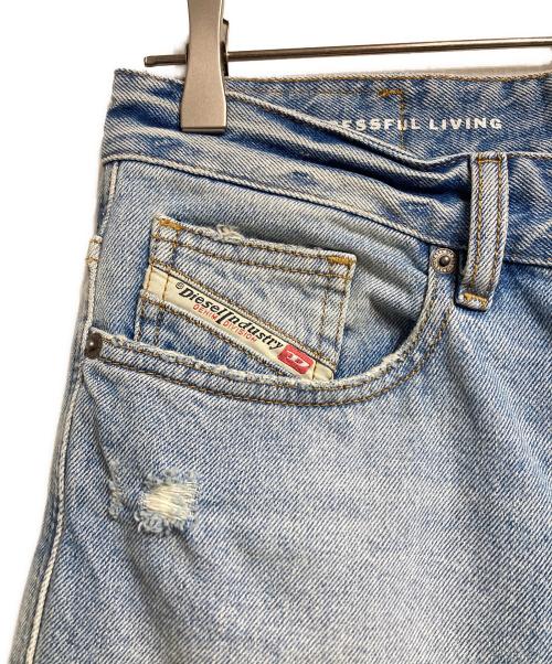 DIESEL（ディーゼル）DIESEL (ディーゼル) Relaxed Jeans D-Rise/リラックス ジーンズ ディーライズ インディゴ サイズ:W26の古着・服飾アイテム