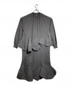 ENFOLDエンフォルド）の古着「PEPLUM DRESS/ペプラムドレス」｜グレー