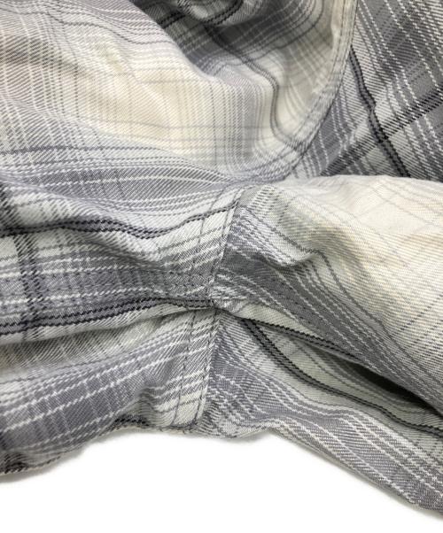 HUF（ハフ）HUF (ハフ) FILLMORE PLAID SHACKET グレー×アイボリー サイズ:Ｌの古着・服飾アイテム