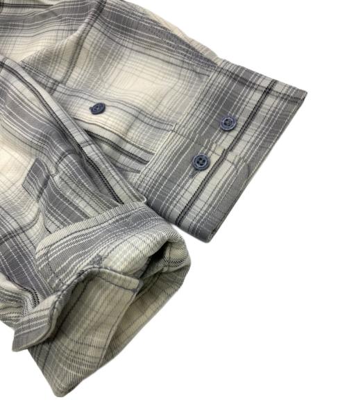 HUF（ハフ）HUF (ハフ) FILLMORE PLAID SHACKET グレー×アイボリー サイズ:Ｌの古着・服飾アイテム