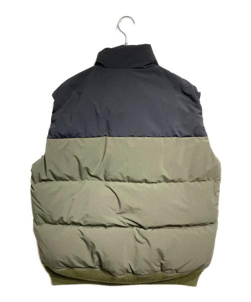 sacai（サカイ）sacai (サカイ) Puffer Vest ブラック×オリーブ サイズ:3の古着・服飾アイテム