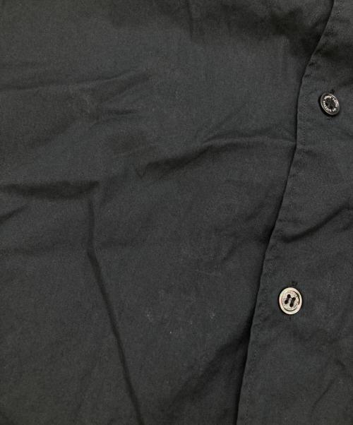COMME des GARCONS HOMME（コムデギャルソン オム）COMME des GARCONS HOMME (コムデギャルソン オム) ロゴ刺繍シャツ ブラック サイズ:XSの古着・服飾アイテム