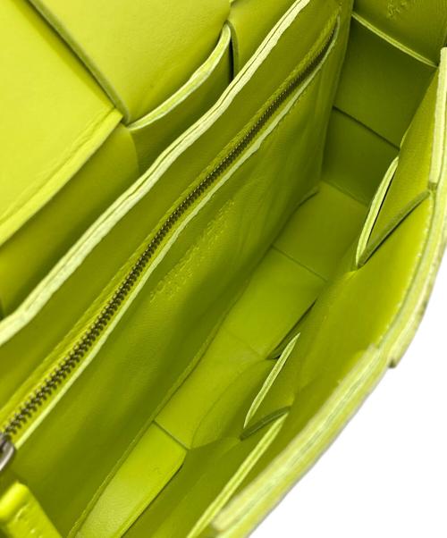 BOTTEGA VENETA（ボッテガベネタ）BOTTEGA VENETA (ボッテガベネタ) カセットレザーショルダーバッグ/CASSETTE イエローの古着・服飾アイテム