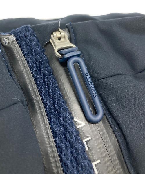 DESCENTE（デサント）DESCENTE (デサント) MIZUSAWA DOWN JACKET Mountaineer/水沢ダウンジャケット ネイビー サイズ:Ｍの古着・服飾アイテム