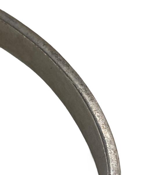 Maison Margiela（メゾンマルジェラ）Maison Margiela (メゾンマルジェラ) ナンバーロゴバングル シルバーの古着・服飾アイテム