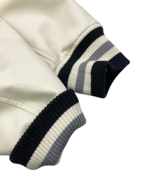 X-LARGE（エクストララージ）X-LARGE (エクストララージ) スタジャン ブラック×ベージュ サイズ:Ｌの古着・服飾アイテム