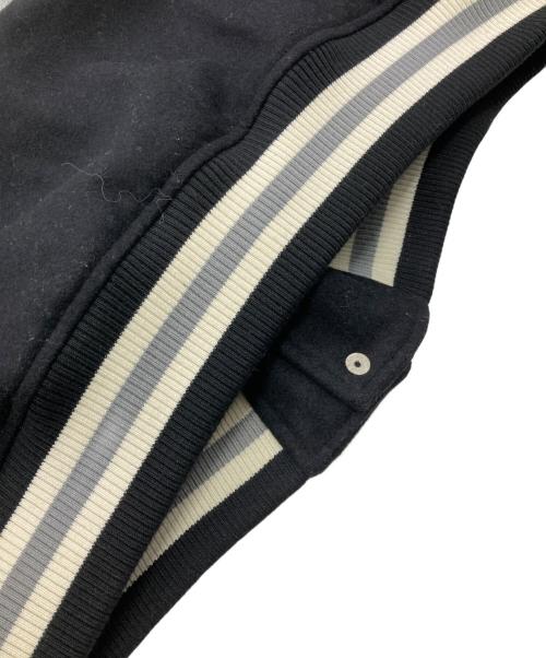 X-LARGE（エクストララージ）X-LARGE (エクストララージ) スタジャン ブラック×ベージュ サイズ:Ｌの古着・服飾アイテム