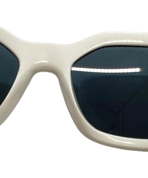 VERSACE（ヴェルサーチェ）VERSACE (ヴェルサーチェ) Medusa Biggie Sunglasses ホワイト サイズ:53-18-140の古着・服飾アイテム