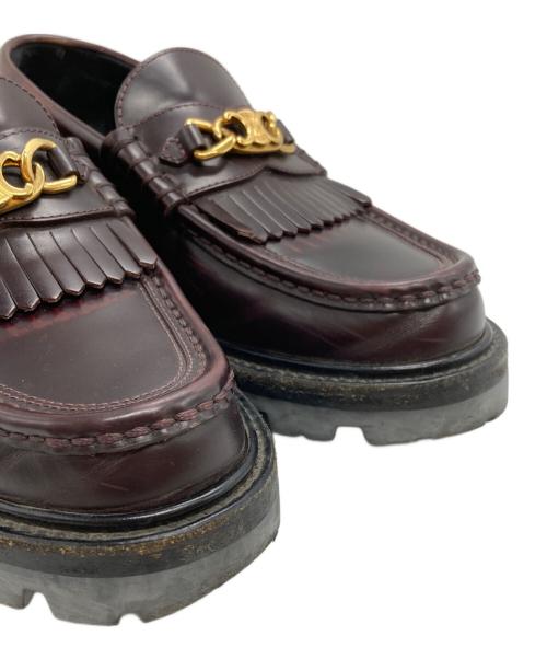 CELINE（セリーヌ）CELINE (セリーヌ) トリオンフ チェーン マーガレット ローファー/Celine Margaret Loafer with Triomphe Chain ブラウン サイズ:38の古着・服飾アイテム