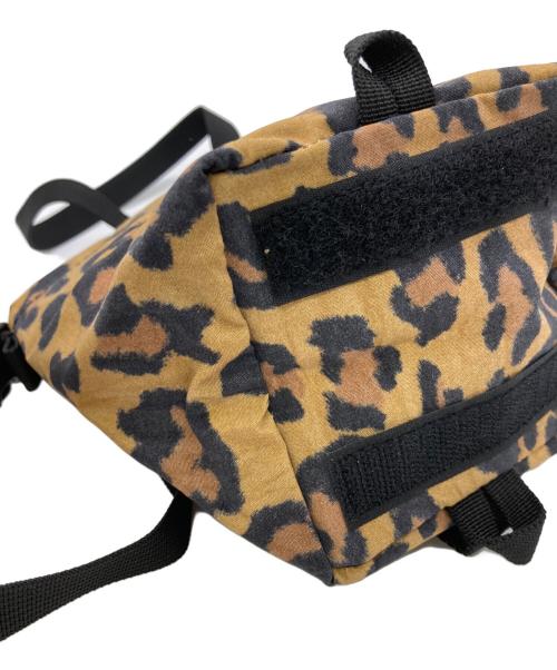 SUPREME（シュプリーム）SUPREME (シュプリーム) Leopard Neck Pouch ブラウン×ブラックの古着・服飾アイテム