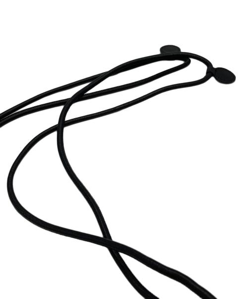 MM6 Maison Margiela（エムエムシックスメゾンマルジェラ）MM6 Maison Margiela (エムエムシックスメゾンマルジェラ) ロゴ巾着ショルダーバッグ ホワイト×ブラックの古着・服飾アイテム