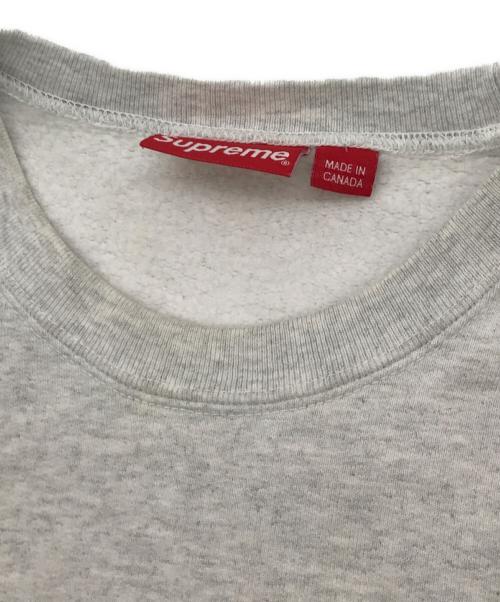 SUPREME（シュプリーム）SUPREME (シュプリーム) SMALL BOX CREWNECK グレー サイズ:Ｍの古着・服飾アイテム