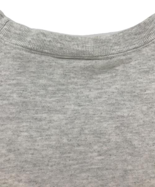 SUPREME（シュプリーム）SUPREME (シュプリーム) SMALL BOX CREWNECK グレー サイズ:Ｍの古着・服飾アイテム