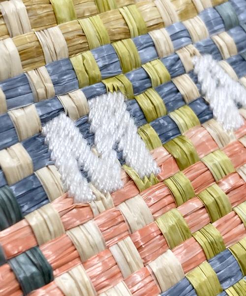 MARNI（マルニ）MARNI (マルニ) East-West SMALL TOTE/イーストウエストスモールトート ベージュ サイズ:UNIの古着・服飾アイテム