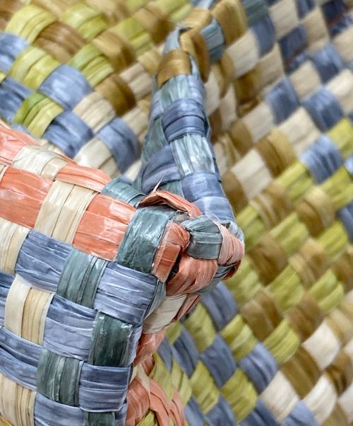 MARNI（マルニ）MARNI (マルニ) East-West SMALL TOTE/イーストウエストスモールトート ベージュ サイズ:UNIの古着・服飾アイテム