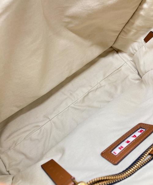 MARNI（マルニ）MARNI (マルニ) East-West SMALL TOTE/イーストウエストスモールトート ベージュ サイズ:UNIの古着・服飾アイテム