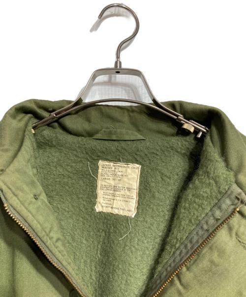 U'S NAVY（アメリカ海軍）U'S NAVY (アメリカ海軍) A-2デッキジャケット カーキ サイズ:Lの古着・服飾アイテム