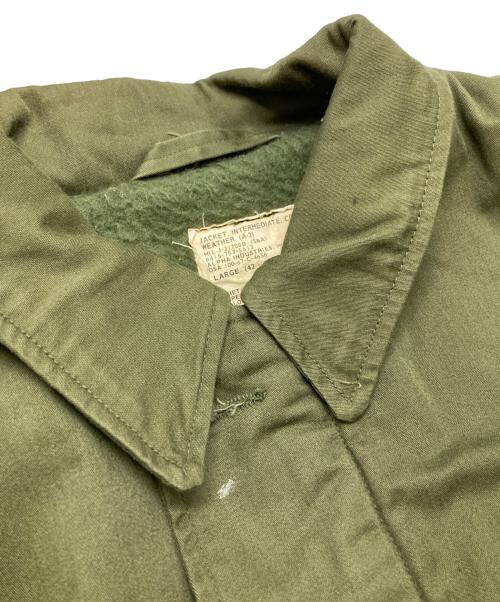 U'S NAVY（アメリカ海軍）U'S NAVY (アメリカ海軍) A-2デッキジャケット カーキ サイズ:Lの古着・服飾アイテム