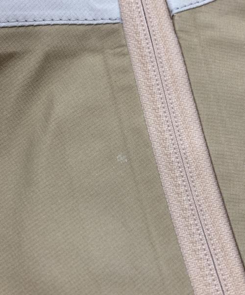 THE NORTH FACE（ザ ノース フェイス）THE NORTH FACE (ザ ノース フェイス) Climb Light Jacket/クライムライトジャケット ベージュ×ブラック サイズ:Lの古着・服飾アイテム