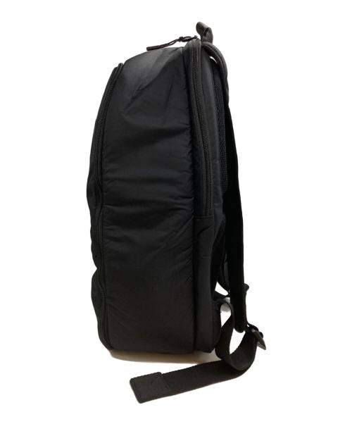 Y-3（ワイスリー）Y-3 (ワイスリー) TECH BACKPACK/テックバックパック ブラックの古着・服飾アイテム