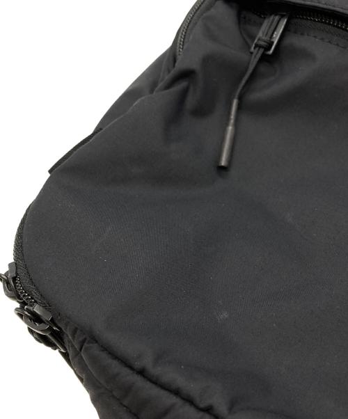 Y-3（ワイスリー）Y-3 (ワイスリー) TECH BACKPACK/テックバックパック ブラックの古着・服飾アイテム