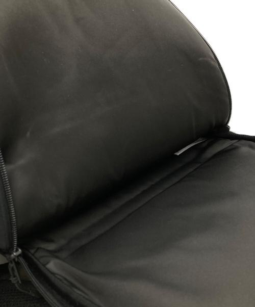 Y-3（ワイスリー）Y-3 (ワイスリー) TECH BACKPACK/テックバックパック ブラックの古着・服飾アイテム