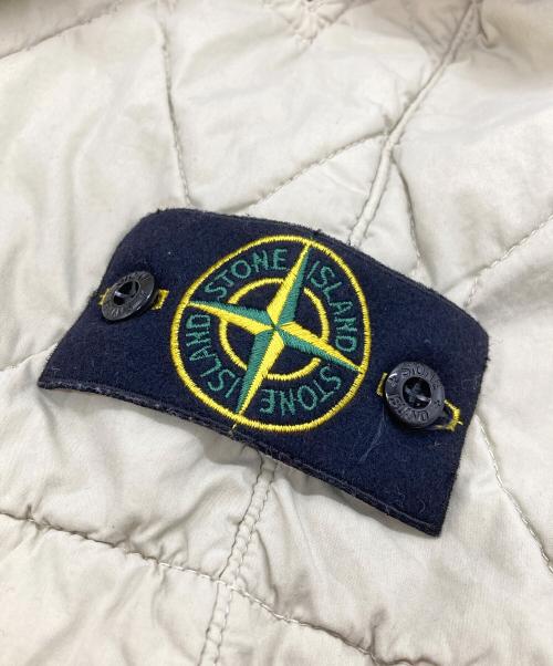 STONE ISLAND（ストーンアイランド）STONE ISLAND (ストーンアイランド) ダイヤモンドキルティングベスト/diamond quilted vest ベージュ サイズ:Mの古着・服飾アイテム
