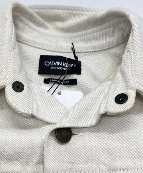 CALVIN KLEIN 205W39NYC（カルバンクライン205W39NYC）CALVIN KLEIN 205W39NYC (カルバンクライン205W39NYC) デニムジャケット/Denim Jacket ホワイト サイズ:IT46の古着・服飾アイテム