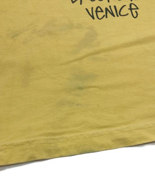 stussy（ステューシー）stussy (ステューシー) プリントTシャツ イエロー サイズ:Mの古着・服飾アイテム