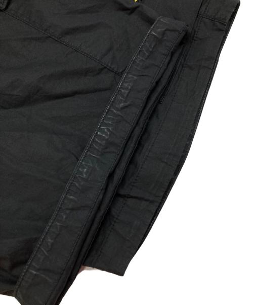 STONE ISLAND（ストーンアイランド）STONE ISLAND (ストーンアイランド) BERMUDA PANTS/バミューダパンツ ブラック サイズ: W32の古着・服飾アイテム