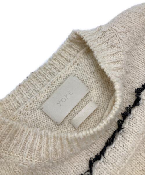 YOKE（ヨーク）YOKE (ヨーク) CONTINUOUS LINE EMBROIDERY SWEATE/コンティニュアスラインエンブロイダリースウェット ホワイト サイズ:２の古着・服飾アイテム