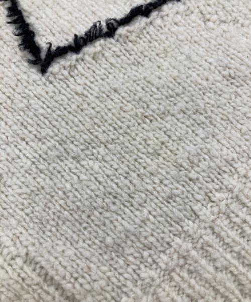 YOKE（ヨーク）YOKE (ヨーク) CONTINUOUS LINE EMBROIDERY SWEATE/コンティニュアスラインエンブロイダリースウェット ホワイト サイズ:２の古着・服飾アイテム