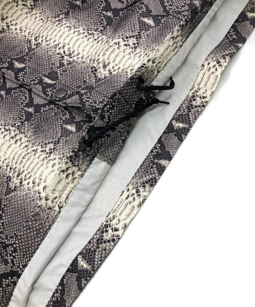 THE NORTH FACE（ザ ノース フェイス）THE NORTH FACE (ザ ノース フェイス) Supreme (シュプリーム) SNAKE COACHES JACKET グレー サイズ:Mの古着・服飾アイテム