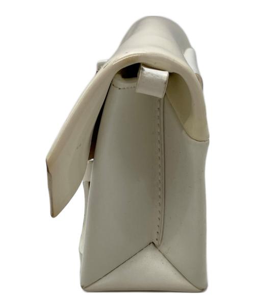 Maison Margiela（メゾンマルジェラ）Maison Margiela (メゾンマルジェラ) Small Snatched Bag/スモールスナッチドバッグ ホワイトの古着・服飾アイテム
