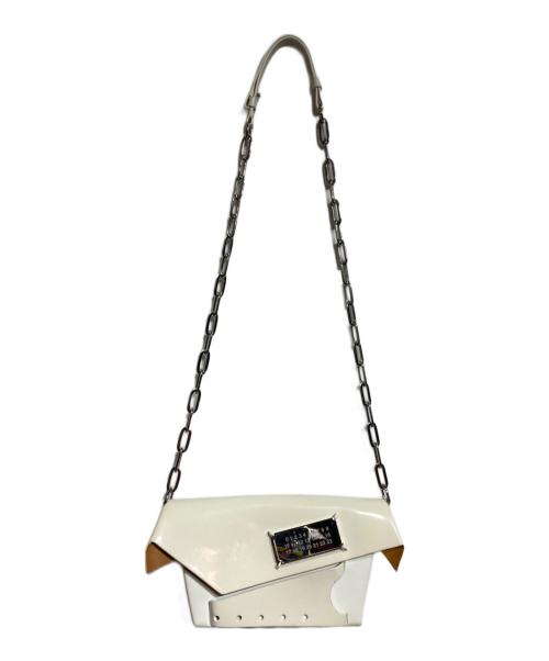 Maison Margiela（メゾンマルジェラ）Maison Margiela (メゾンマルジェラ) Small Snatched Bag/スモールスナッチドバッグ ホワイトの古着・服飾アイテム
