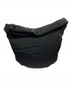 ITTYイッティ）の古着「Annie Puffer Big Moon Bag/アニー パッファー ビッグ ムーン バッグ」｜ブラック