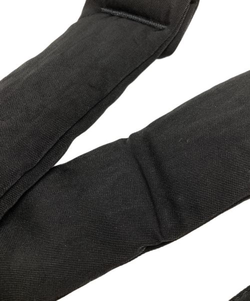 ITTY（イッティ）ITTY (イッティ) Annie Puffer Big Moon Bag/アニー パッファー ビッグ ムーン バッグ ブラックの古着・服飾アイテム