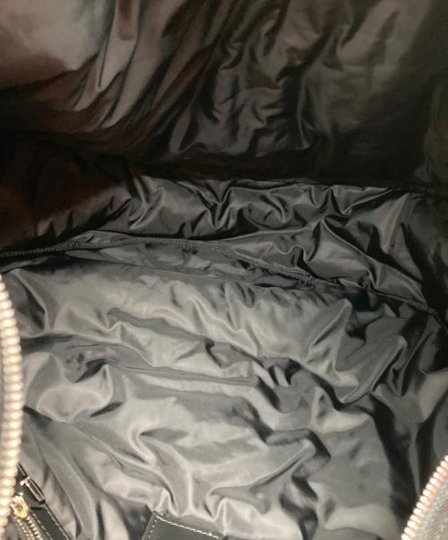 ITTY（イッティ）ITTY (イッティ) Annie Puffer Big Moon Bag/アニー パッファー ビッグ ムーン バッグ ブラックの古着・服飾アイテム